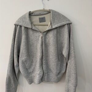 Abercrombie & Fitch Gray Zip-Up Hoodie